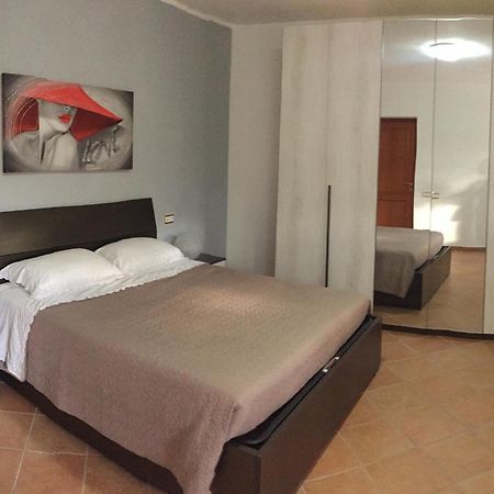Mela__Bii Bed and Breakfast Sulmona Eksteriør billede